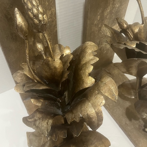 UTTERMOST Wood and Gold Brushed Metal Flower Design Vintage Bookends - RARE - Picture 4 of 10